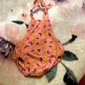 12 month onesie- lemon